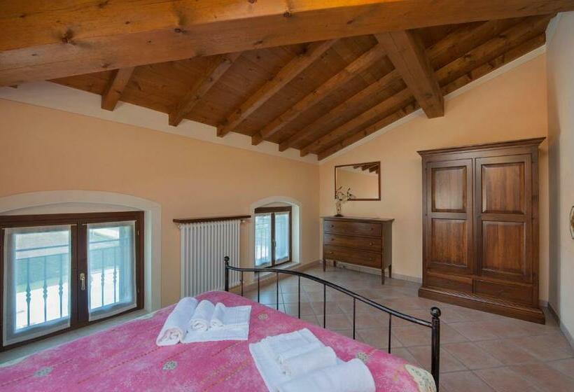 침실 1개 아파트, Il Cigno