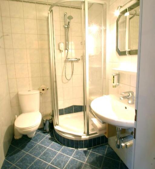 标准间, Tschitscher