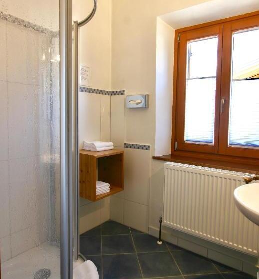 舒适型房间, Tschitscher