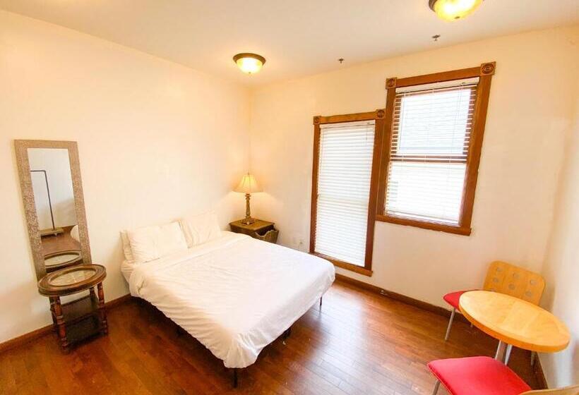 غرفة قياسية حمام مشترك, International Travelers House Downtown San Diego  Adults Only