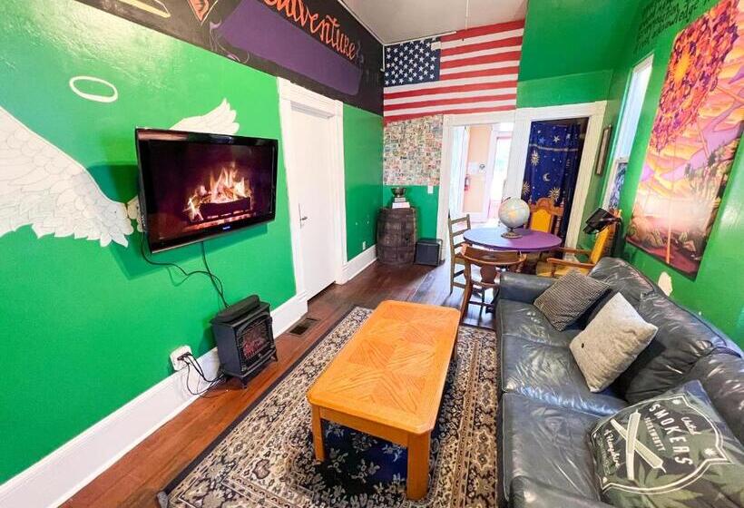 غرفة أساسية, International Travelers House Downtown San Diego  Adults Only