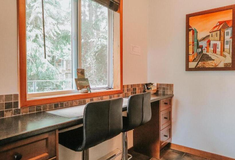 标准工作室, Cobble Wood And Bird Sanctuary Guest Houses