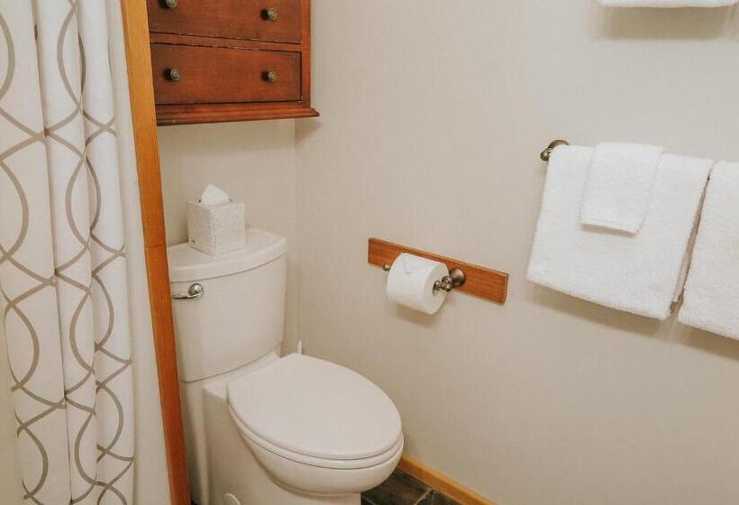 标准工作室, Cobble Wood And Bird Sanctuary Guest Houses