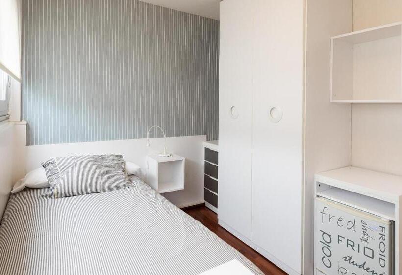 Номер Стандарт Трехместный, Pension Residencia F&f