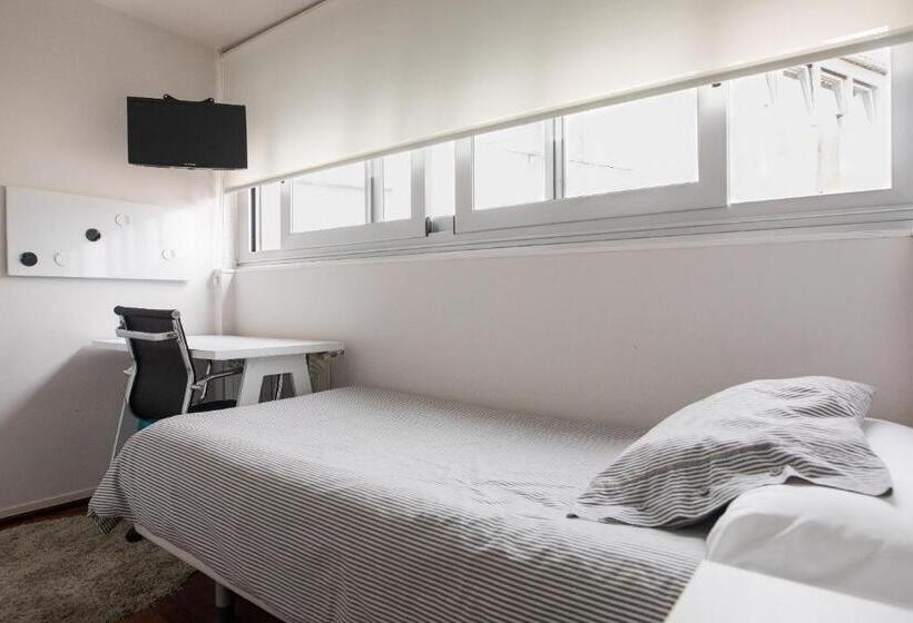 Номер Стандарт Трехместный, Pension Residencia F&f