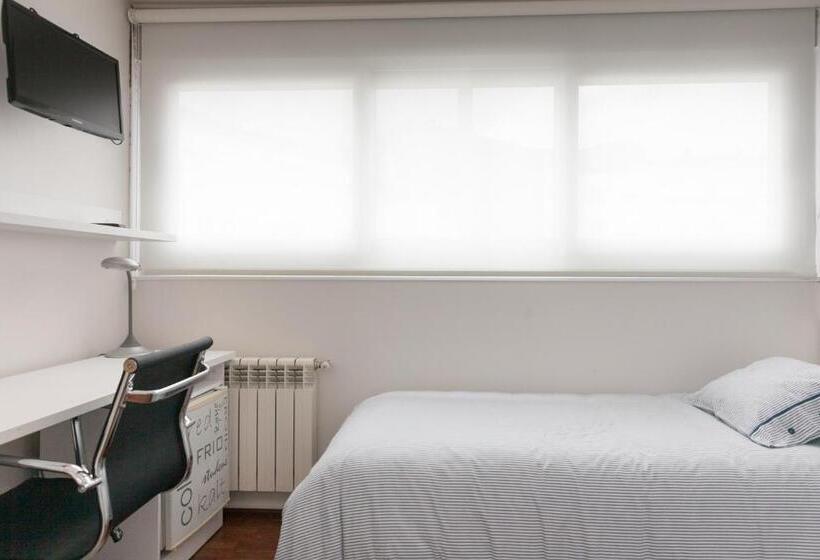 Номер Стандарт Индивидуальный, Pension Residencia F&f