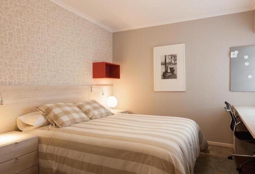 اتاق استاندارد, Pension Residencia F&f