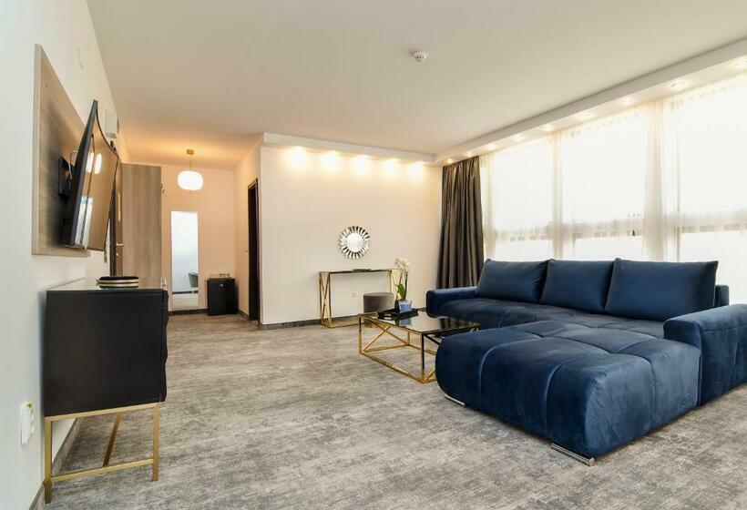 جناح, Pensiunea Alfa