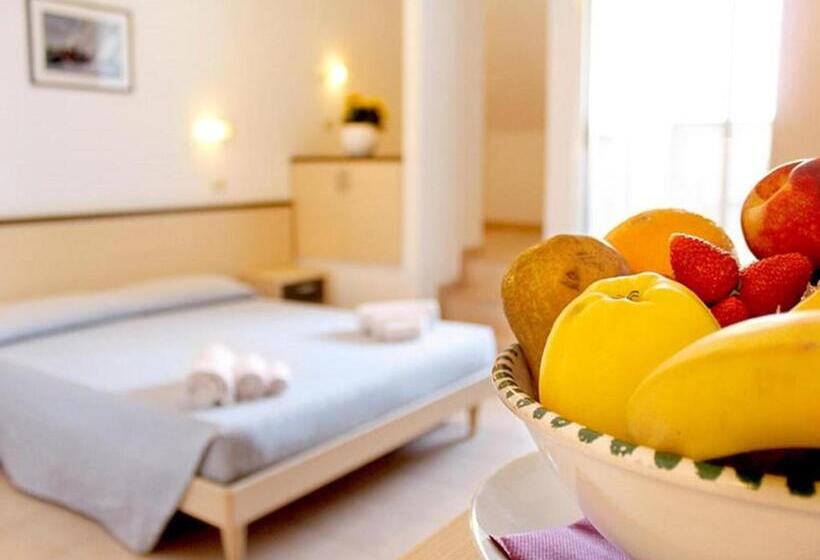 חדר סטנדרט נוף לגינה, Pfa Hotel La Darsena   Follonica