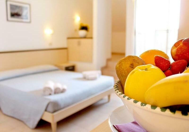 חדר קומפורט לשלושה, Pfa Hotel La Darsena   Follonica