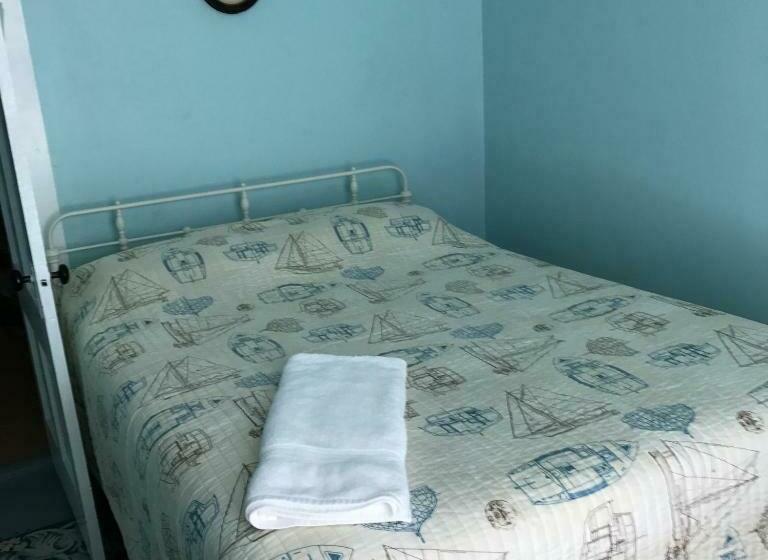 غرفة قياسية حمام مشترك, The 8th Maine Regiment Lodge And Museum