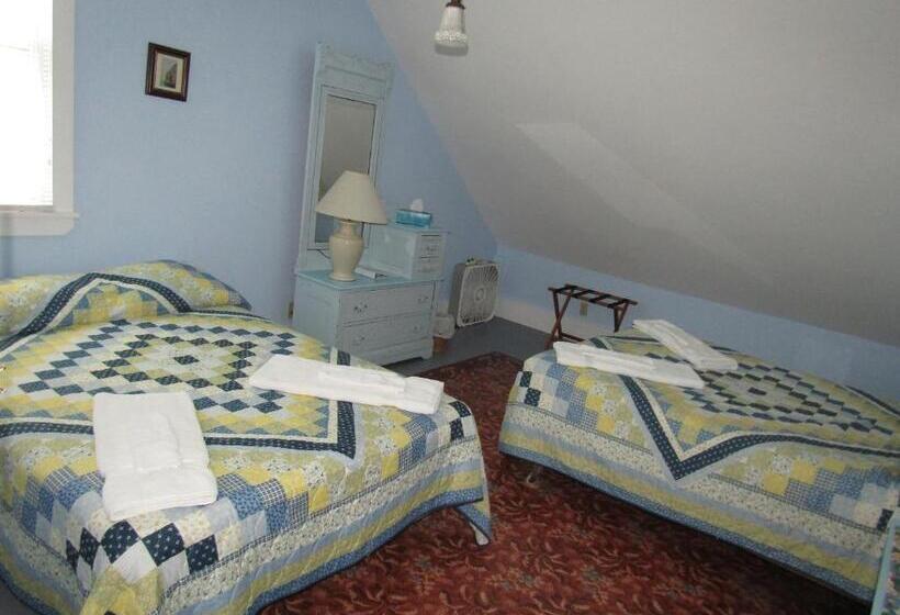 غرفة ديلوكس, The 8th Maine Regiment Lodge And Museum