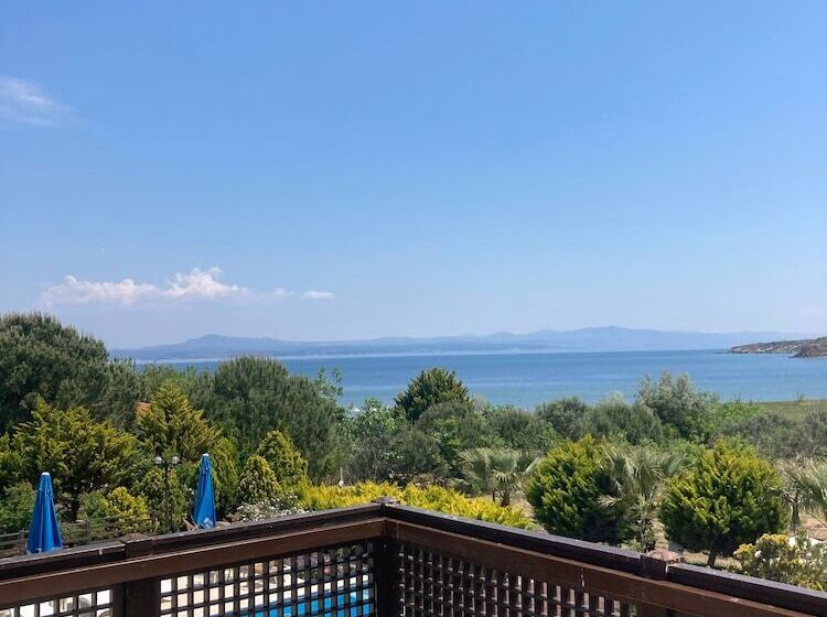 اتاق استاندارد سه نفره, Siesta Otel Bozcaada