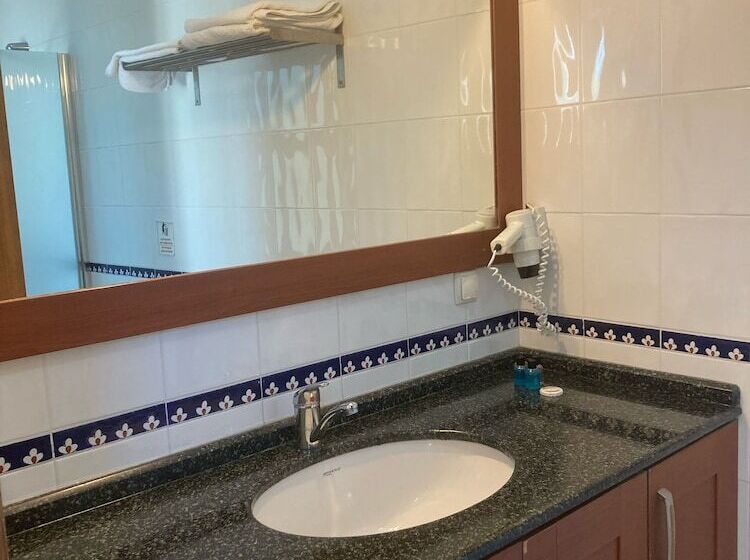 اتاق استاندارد سه نفره, Siesta Otel Bozcaada