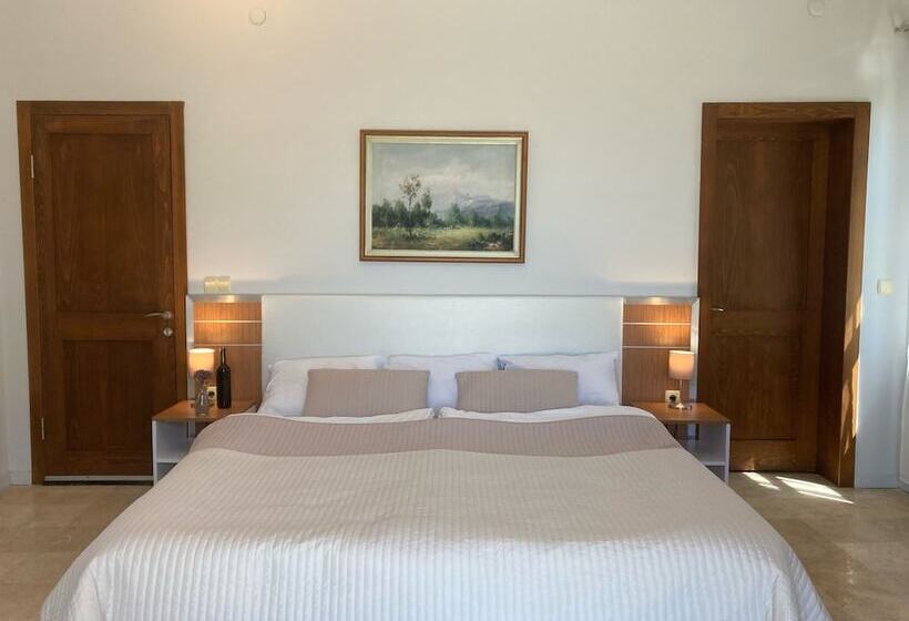 اتاق استاندارد سه نفره, Siesta Otel Bozcaada