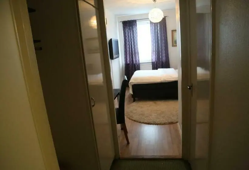 スタンダードシングルルーム, Vingåker Hotell