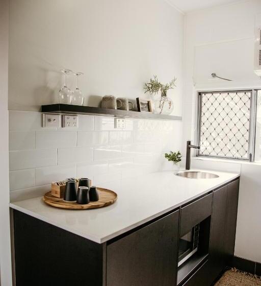 Номер Стандарт Трехместный, Yeppoon Surfside Motel