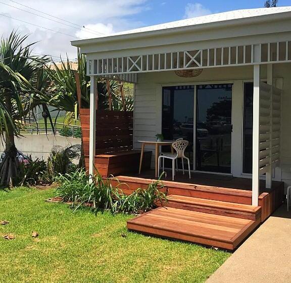 Номер Deluxe, Yeppoon Surfside Motel