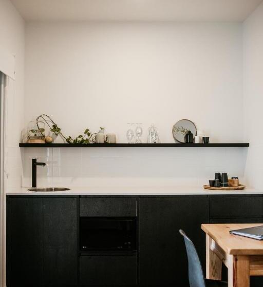 Номер Deluxe, Yeppoon Surfside Motel