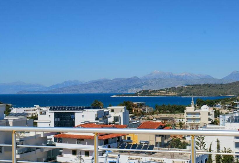 高级套房带海景, Milo Ksamil