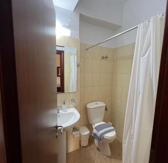 带阳台的豪华间, Milo Ksamil