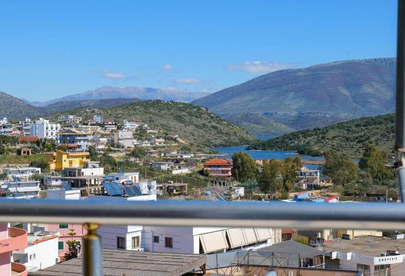 带2个卧室的套房, Milo Ksamil