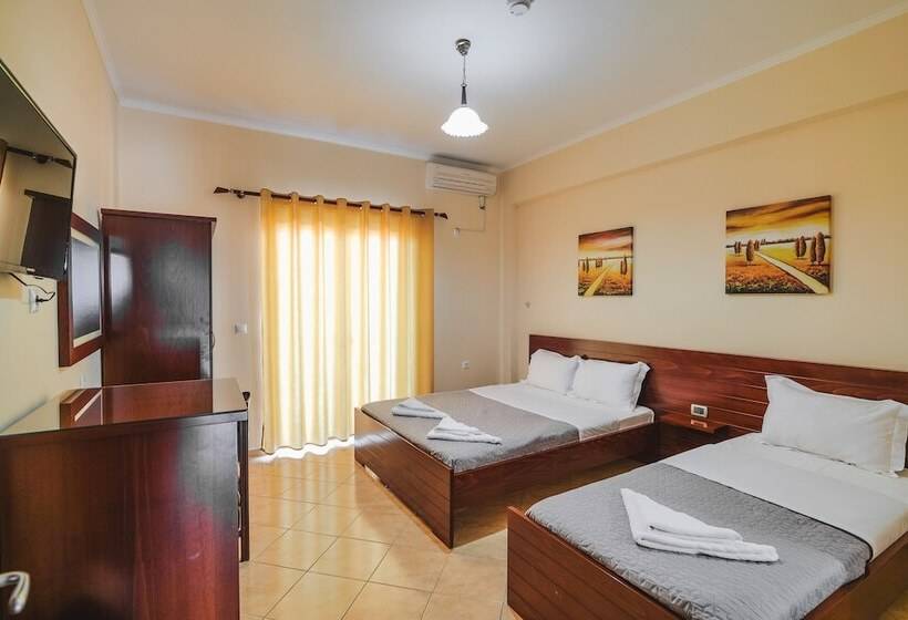 豪华三人间, Milo Ksamil