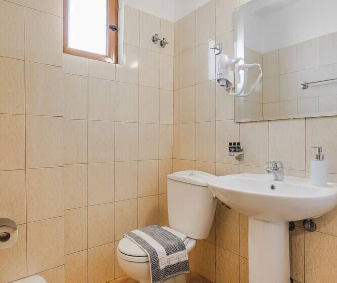 豪华三人间, Milo Ksamil