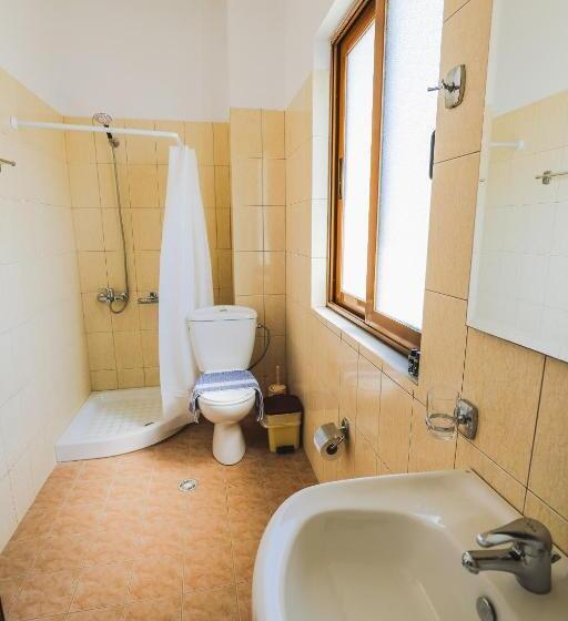 高级套房带海景, Milo Ksamil