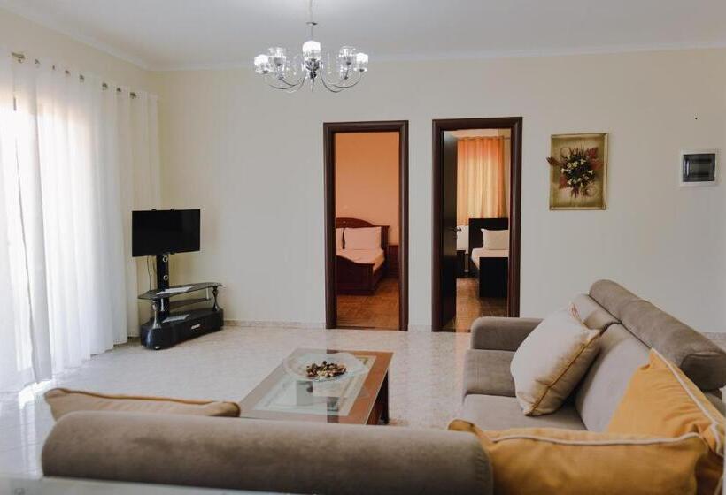 带2个卧室的套房, Milo Ksamil