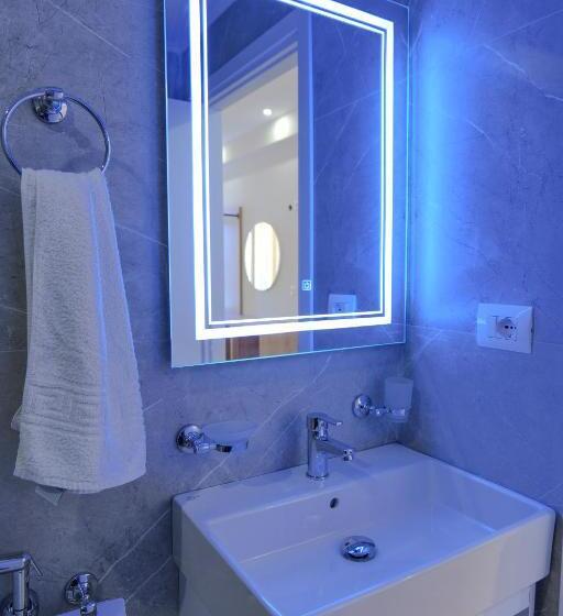 豪华三人间, Milo Ksamil