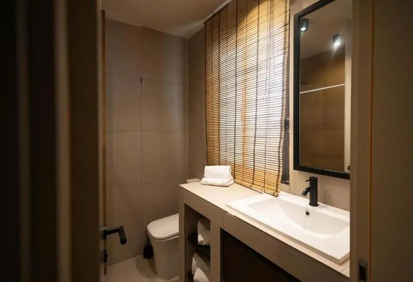 スタンダードスタジオ, Apartamentos Playazul