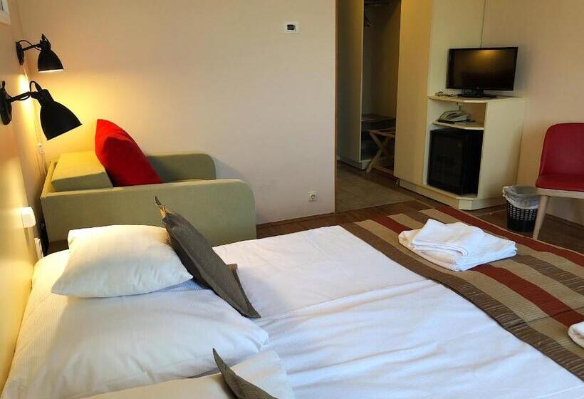 اتاق استاندارد, Harmónia Hotel Sárvár