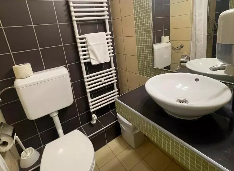 プレミアムトリプルルーム, Harmónia Hotel Sárvár