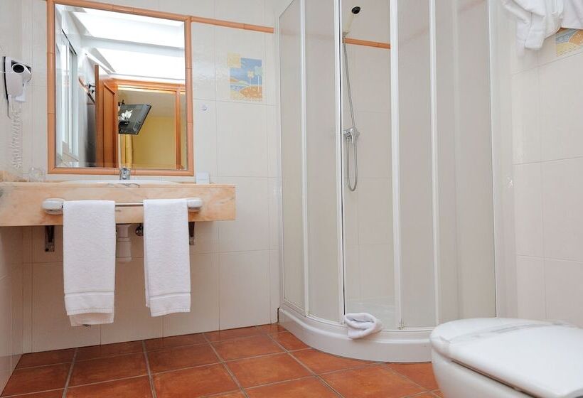 スタンダードルーム, Hostal Jayma