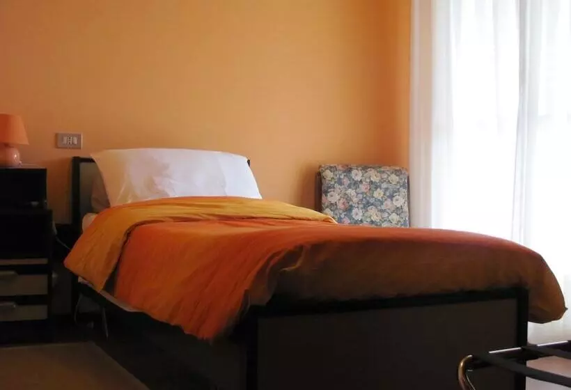スタンダードシングルルーム, Albergo La Genzianella