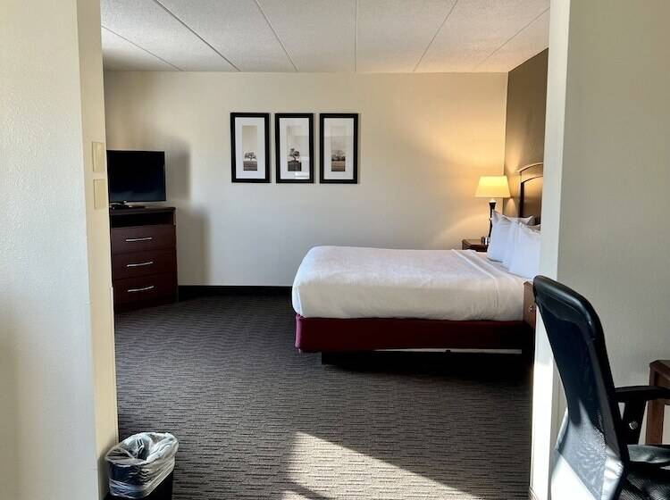 수피리어 스위트, Americinn By Wyndham Iowa Falls