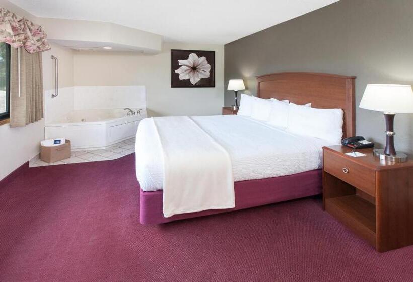 스위트 킹사이즈 침대, Americinn By Wyndham Iowa Falls