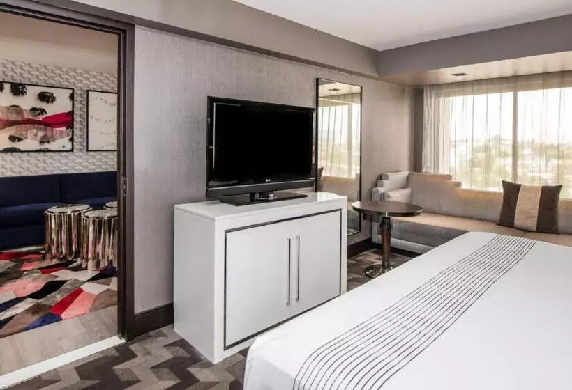 Sviitti, Beverly Hills Marriott