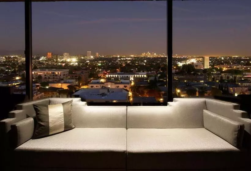 Executive-huone King-vuode, Beverly Hills Marriott