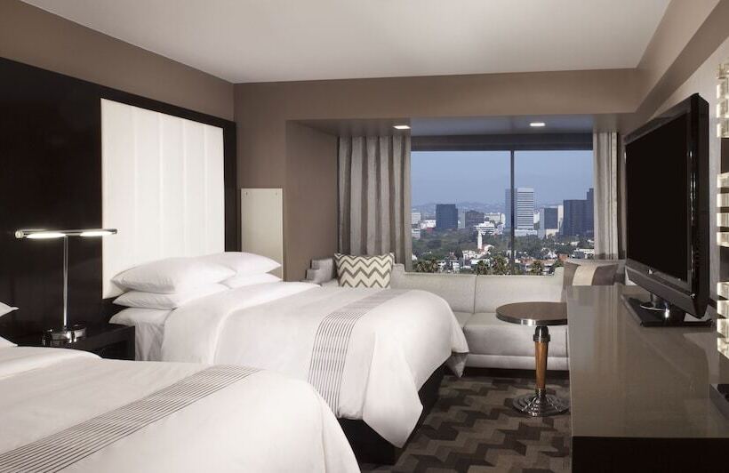 غرفه قياسيه سريرين مزدوجين, Beverly Hills Marriott