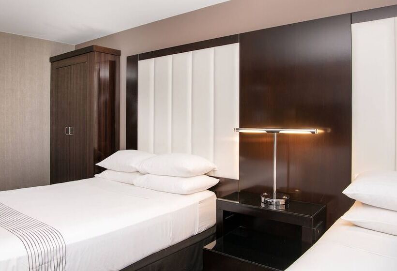 غرفه قياسيه سريرين مزدوجين, Beverly Hills Marriott