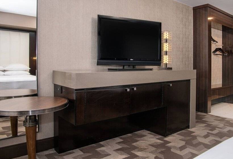 غرفه قياسيه سريرين مزدوجين, Beverly Hills Marriott