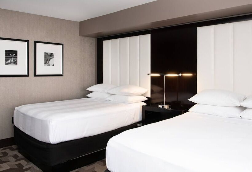 غرفه قياسيه سريرين مزدوجين, Beverly Hills Marriott