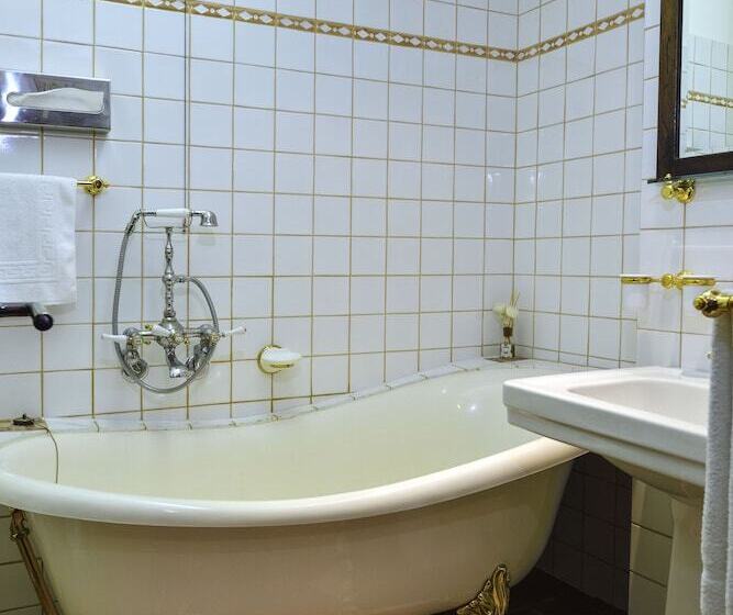 سوییت جونیور, Fonte Cesia