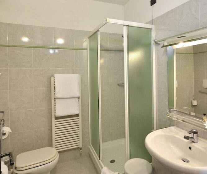 اتاق کلاسیک, Fonte Cesia