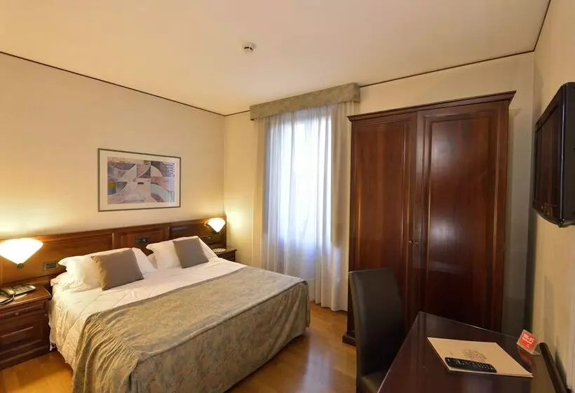 Classic-huone, Fonte Cesia