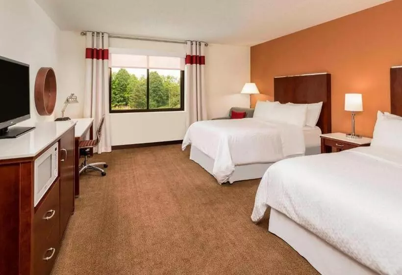 اتاق استاندارد با 2 تخت دوبل, Four Points By Sheraton Boston Logan Airport Revere