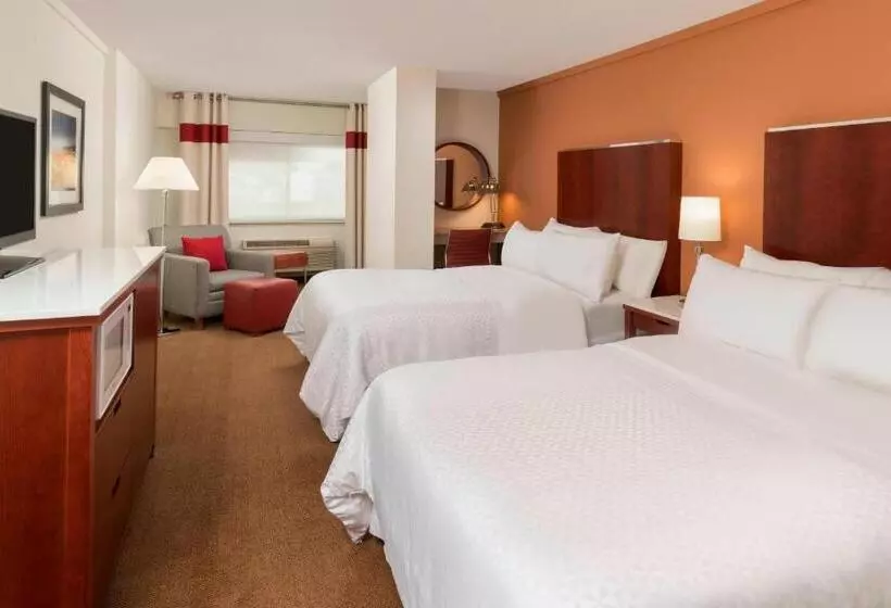اتاق استاندارد با 2 تخت دوبل, Four Points By Sheraton Boston Logan Airport Revere