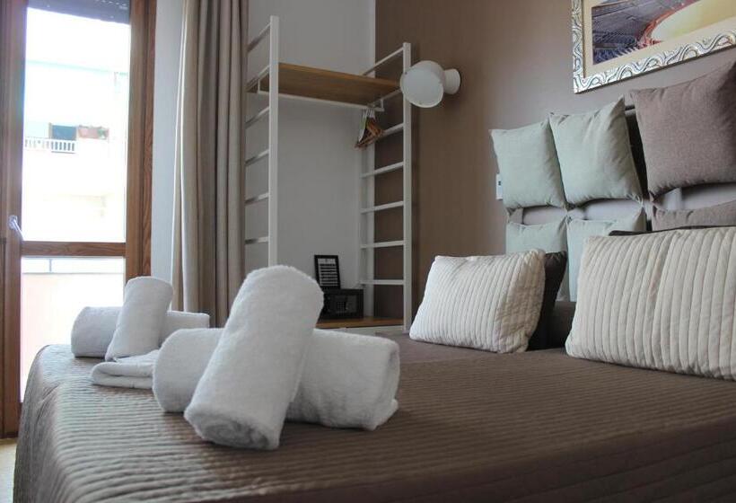 اتاق استاندارد, Franchi